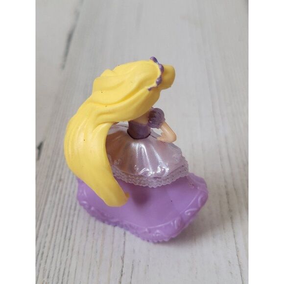 Hasbro SA tangled Rapunzel Disney Pixar Toy figure - Picture 6 of 6